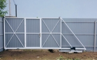 Односторонние откатные ворота с встроенной калиткой 1800х3500 мм.